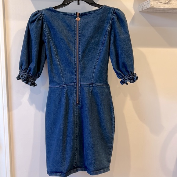 💙NWOT Betsy Johnson Denim Puff Sleeve Dress in Size Small - Picture 5 of 9
